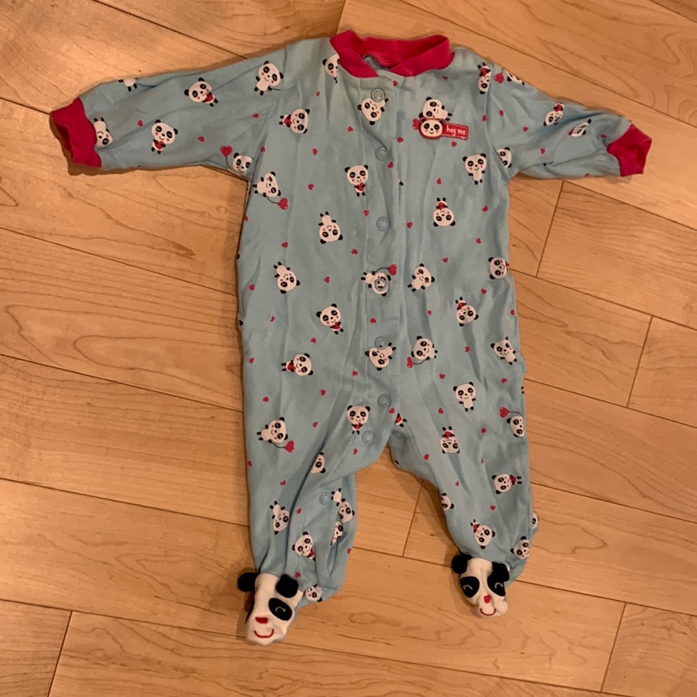 Carters pajama panda hearts onsie(s)